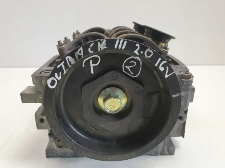 Subaru Outback III 2.0 16 PRAWA GŁOWICA CYLINDRÓW