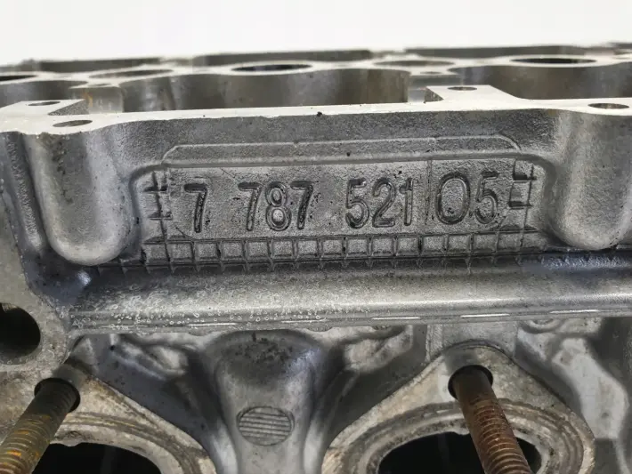 BMW E90 E91 2.0 D GŁOWICA CYLINDRÓW 778752105