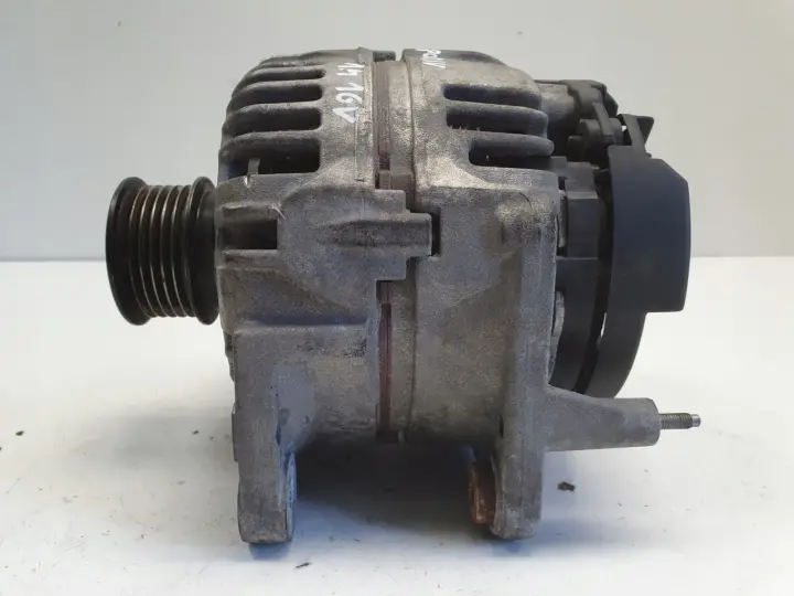 VW Polo IV 1.4 16V ALTERNATOR 90A 037903025M bosch 107 tyś km