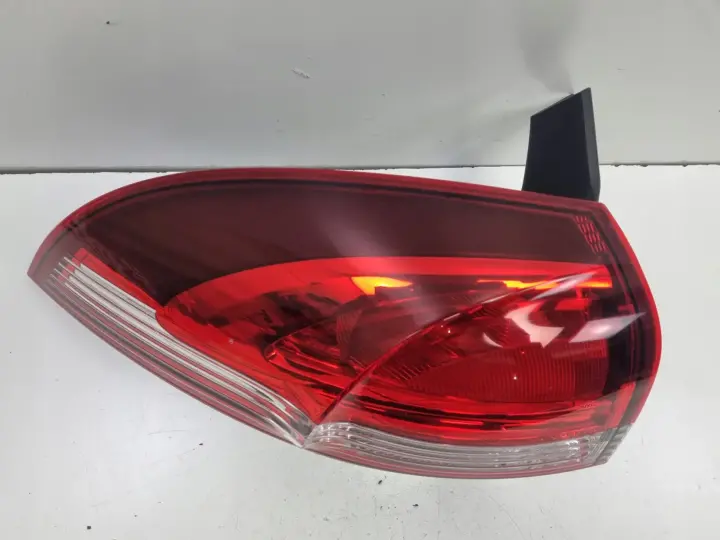 Renault Clio IV KOMBI TYLNIA TYLNA LAMPA LEWA lewy tył 265551445R