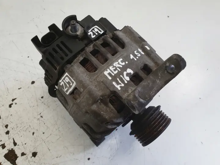 Mercedes W169 1.5 8V ALTERNATOR valeo A2661540802 90A