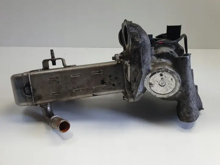 Citroen C5 III 2.0 HDI CHŁODNICA SPALIN zawór egr V29004027
