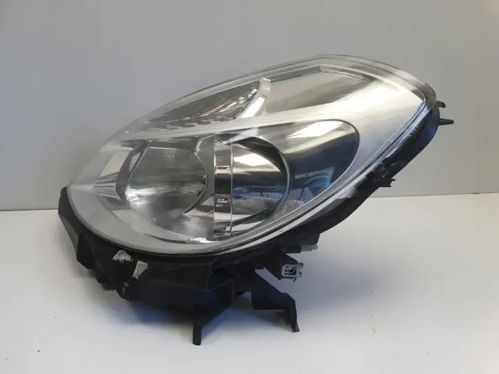 Renault Clio III PRZEDNIA LAMPA LEWA lewy przód EUROPA 7701061071 89900133