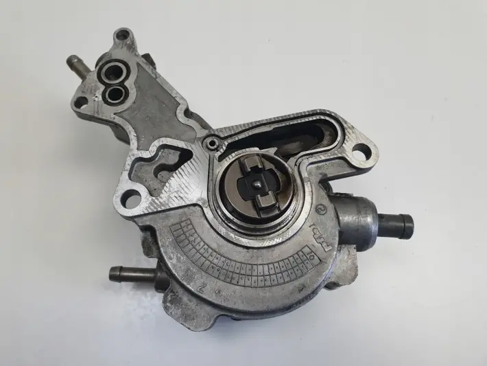 Audi A3 8L Golf IV 1.9 TDI POMPA VACUM wakum LUK 038145209A