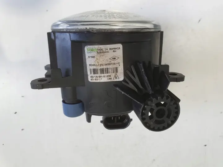 Renault Trafic III 14r- PRZEDNI HALOGEN PRAWY PRZÓD pasażera 261503971R