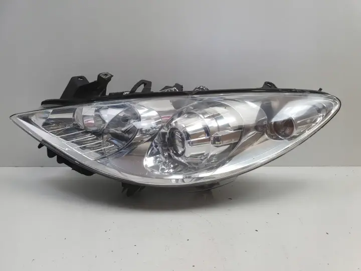 Peugeot 307 05-08r LIFT PRZEDNIA LAMPA LEWA lewy przód