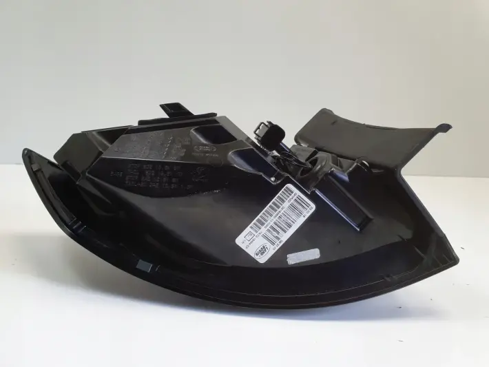 Land Rover Discovery Sport L550 TYLNIA LAMPA PRAWA PRAWY TYŁ FK72-13404-CF