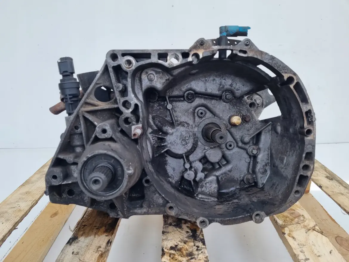 Dacia Sandero I 1.4 8V SKRZYNIA BIEGÓW JH1053 manualna MANUAL