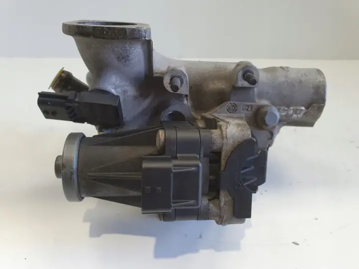 Renault Clio IV 1.5 DCi ZAWÓR EGR H8201411538