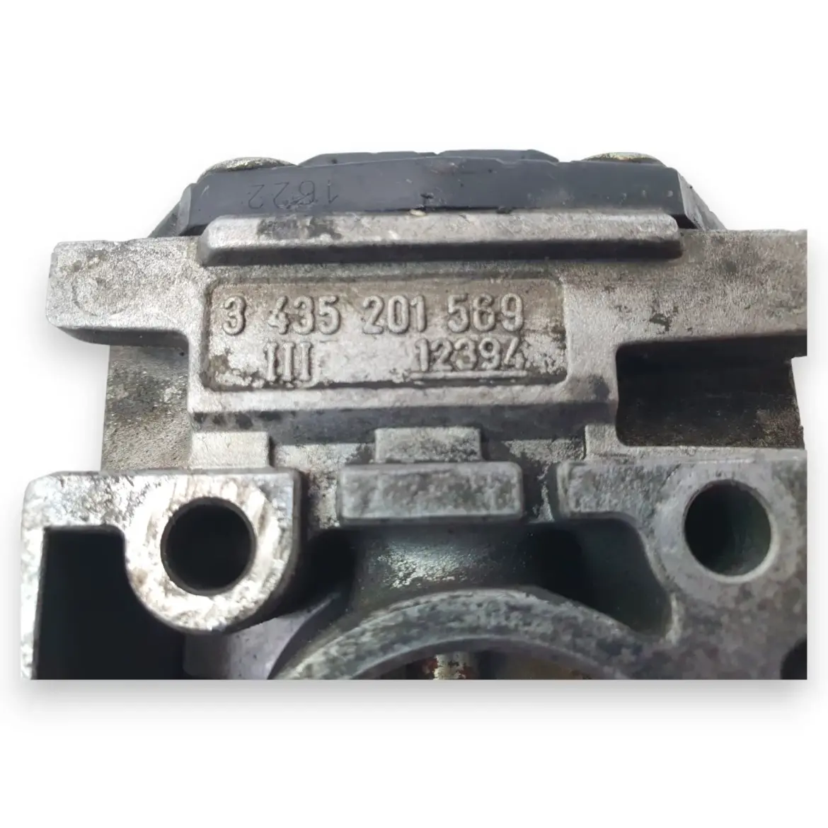 d5e1f2155aeb63827ba1a1b84a27a34a