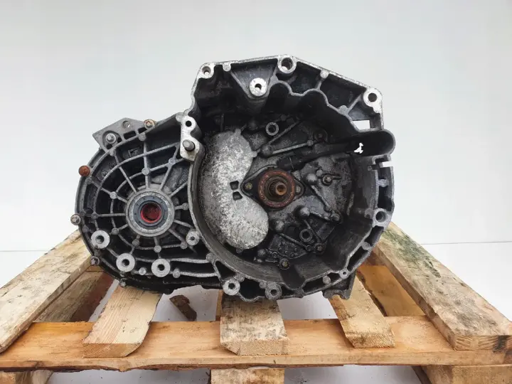 66297cb55e184bc8306e0535d5f23a22