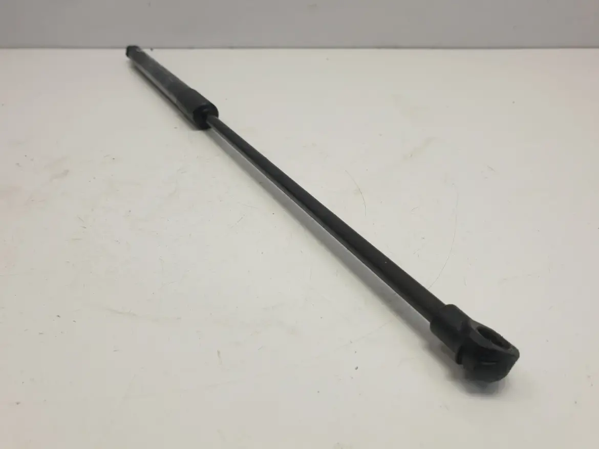 Toyota Land Cruiser 150 TELESKOP MASKI Siłownik