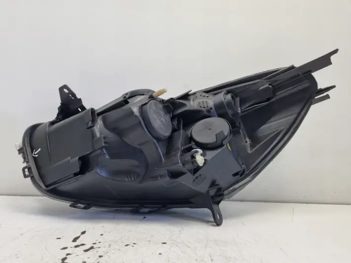Renault Clio IV 12-16r PRZEDNIA LAMPA PRAWA PRAWY PRZÓD europa 010330748