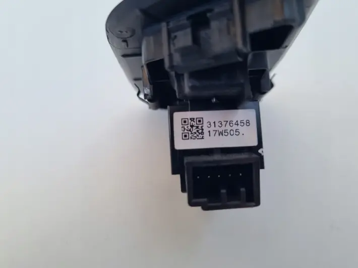 Volvo S90 II V60 II S60 III XC60 II PRAWY PANEL SZYB 31376458