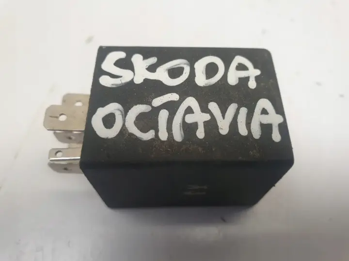 c06e1dc6ae1f424ba62bf3cc7e5c60d7