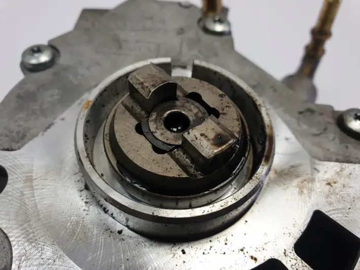 Range Rover Sport II 3.0 D POMPA VACUM wakum