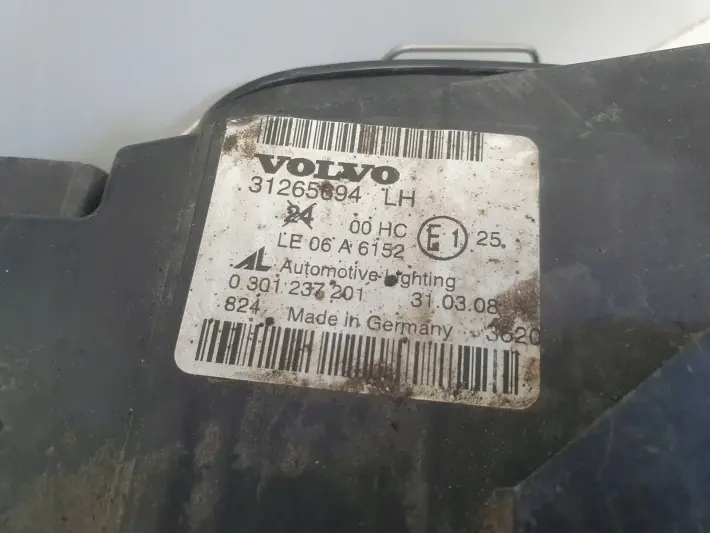 Volvo S40 II V50 LIFT PRZEDNIA LAMPA LEWA lewy przód 31265694 ZWYKŁA ŁADNA