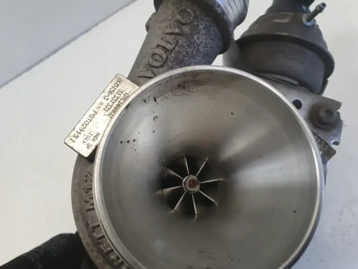 Volvo S60 II 2.0 D3 TURBOSPRĘŻARKA turbo 31331331