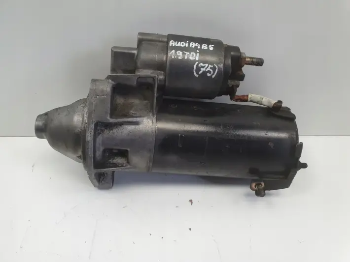 Audi A4 B5 1.9 TDI ROZRUSZNIK 068911024C bosch