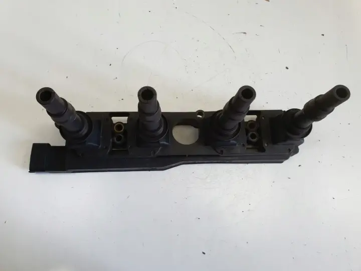 Opel Vectra C 1.8 16V CEWKA ZAPŁONOWA 90536194