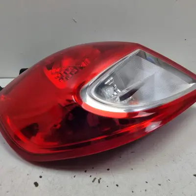 Renault Clio III HB lift TYLNA LAMPA LEWA lewy tył kierowcy 8200776048