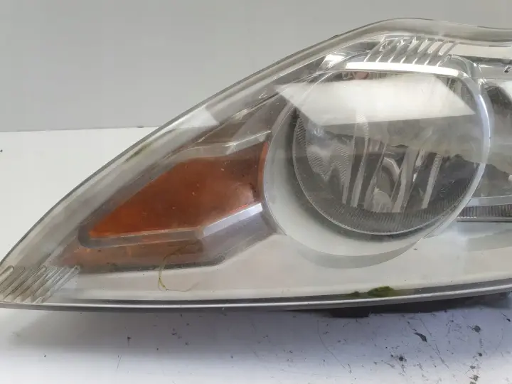 Ford Focus mk2 lift 07-11 PRZEDNIA LAMPA LEWA lewy przód anglik