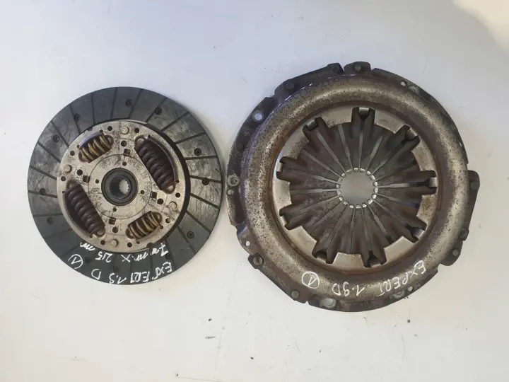 e144e147b8ec4807a035fd965bc915e3