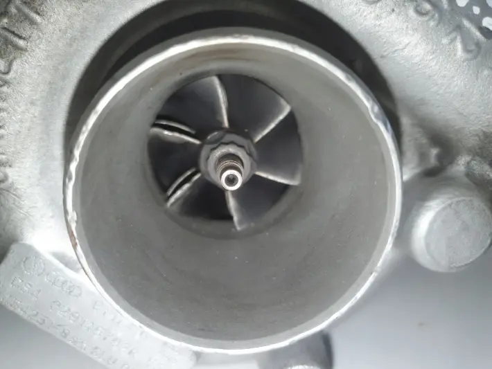 Audi A6 C5 1.9 TDI TURBOSPRĘŻARKA turbo 028145702R