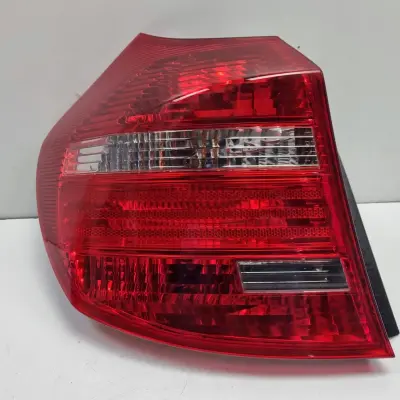 BMW E87 04-07r TYLNIA TYLNA LAMPA LEWA lewy tył ORYGINALNA ŁADNA 7164955