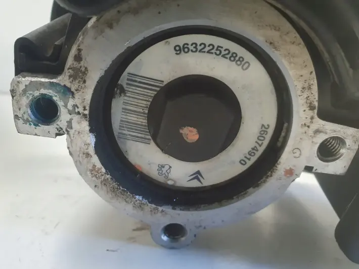 Peugeot 206 1.4 i POMPA WSPOMAGANIA 9632252880