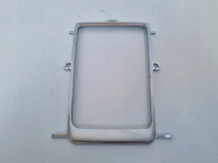 Volvo S60 II V60 V40 II RAMKA RADIA Dekor 31267052