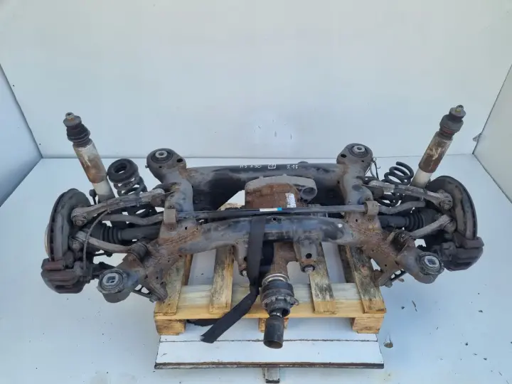 BMW E90 E92 M3 4.0 V8 420K TYLNY MOST SANKI TYLNE ZAWIESZENIE TARCZA ZACISK