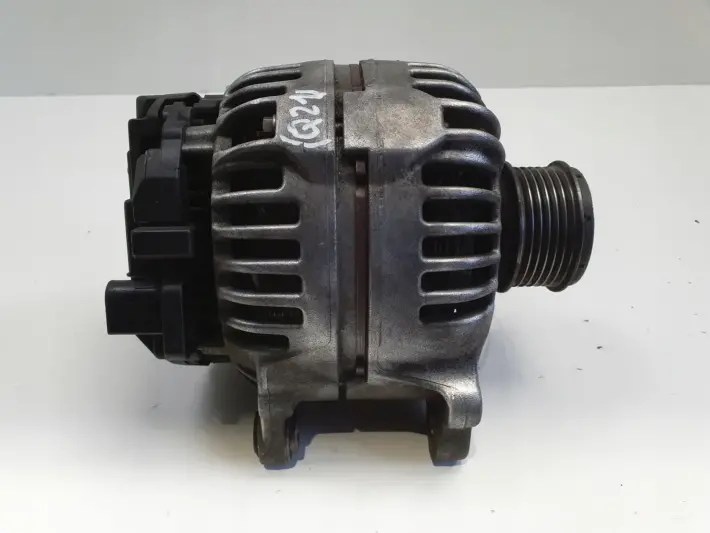 Skoda Fabia II 1.9 TDI 07-14r ALTERNATOR bosch 06F903023F 140A