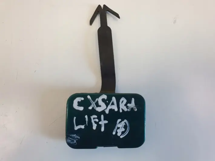 Citroen Xsara Picasso lift ZAŚLEPKA ZDERZAKA haka