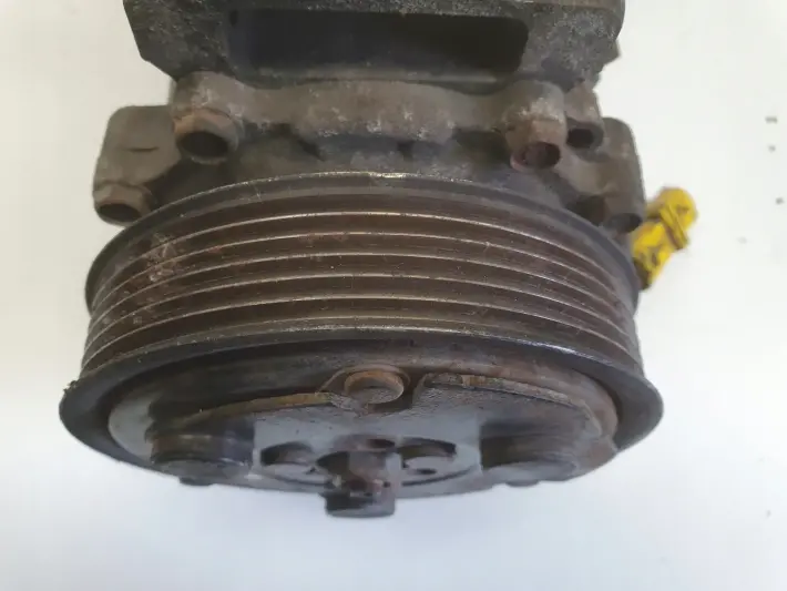 Mini One R56 1.4 16V VTi SPRĘŻARKA KLIMATYZACJI 2758433