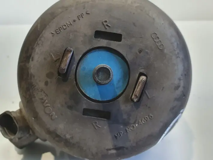 Audi A6 C6 2.7 TDI PODUSZKA SILNIKA lewa 4F0199379AT