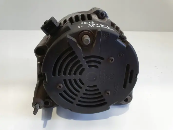 Audi A3 8L Golf IV Seat Leon 1.9 TDI ALTERNATOR 0123310035 038903023G