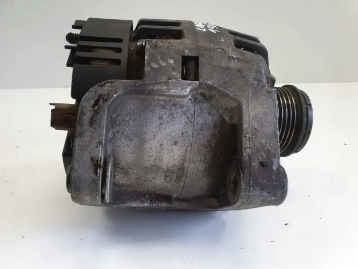 Renault Laguna I 1.9 DTI ALTERNATOR 8200054588 valeo 120A