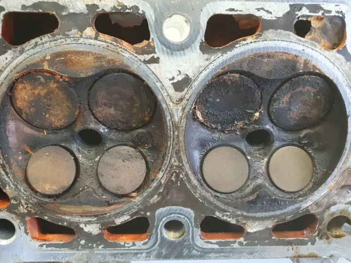 Mini Cooper R50 R53 1.6 16V GŁOWICA CYLINDRÓW 04777751AB