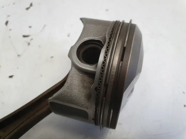 Mazda CX3 CX5 2.0 B SKYACTIVE TŁOK korbowód KS1275