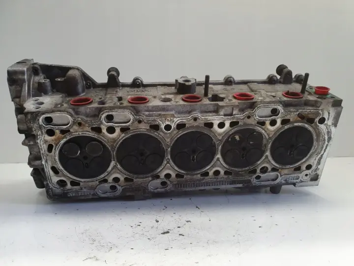 Volvo S60 I V70 II XC90 2.4 D5 GŁOWICA CYLINDRÓW wałki 30731988