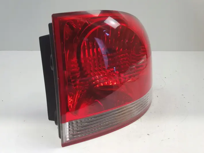 Vw Touareg I 02-06 TYLNA LAMPA PRAWA prawy tył pasażera 28258002