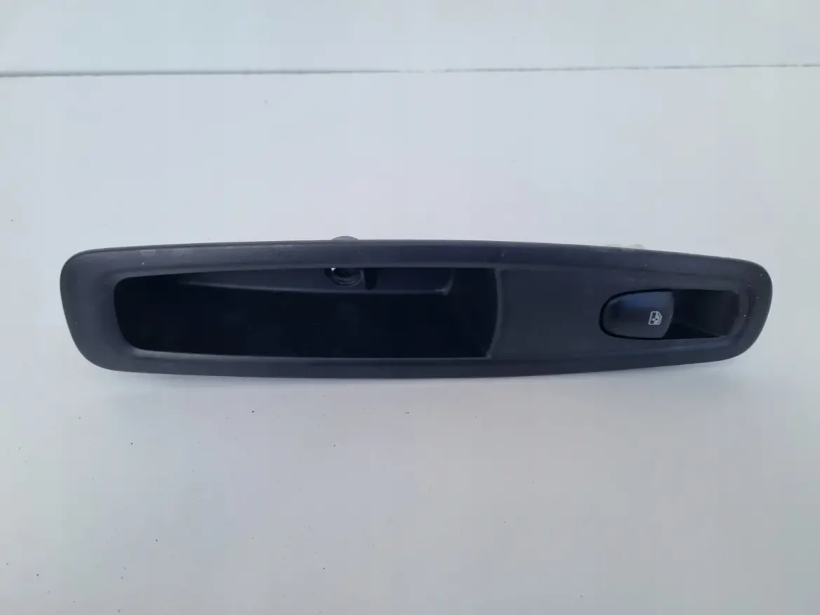 Renault Kadjar PRZEŁĄCZNIK SZYBY PANEL prawy tył PASAŻERA 829508687R