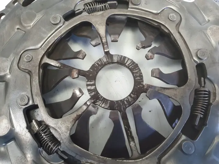 VW Golf V 1.9 TDI TARCZA DOCISK sprzęgło