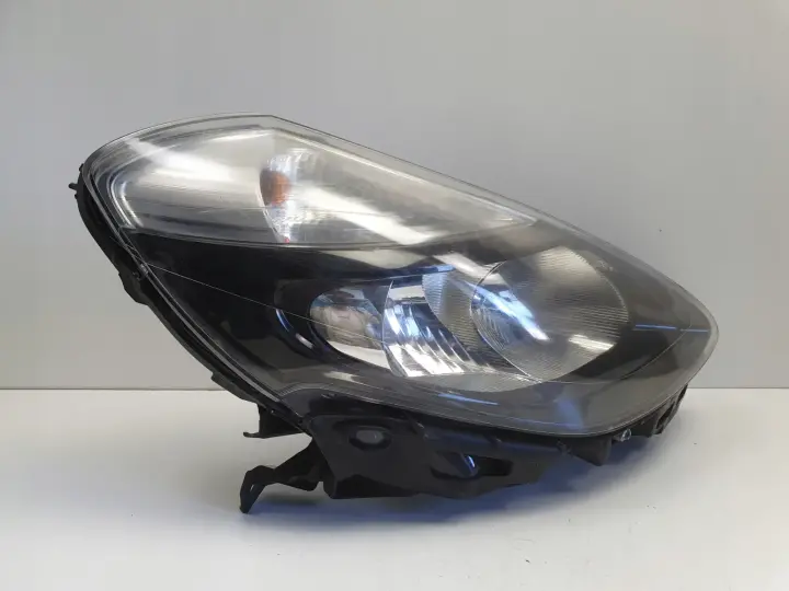 Renault Clio III LIFT PRZEDNIA LAMPA PRAWA prawy przód EUROPA 260107056R