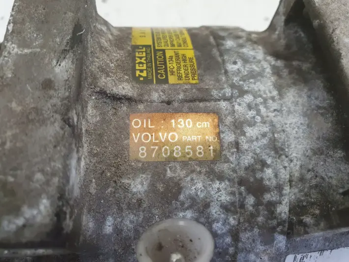 Volvo V70 XC70 2.4 D5 SPRĘŻARKA KLIMATYZACJI pompa 8708581