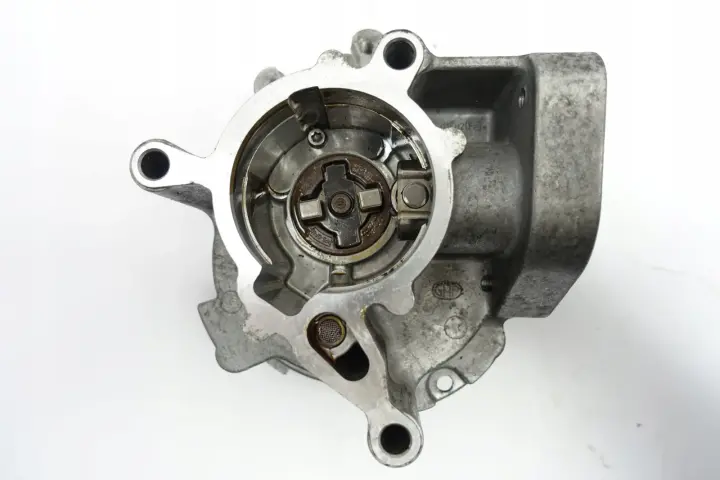 Audi A5 2.0 TFSI POMPA VACUM wakum 06K145100AE