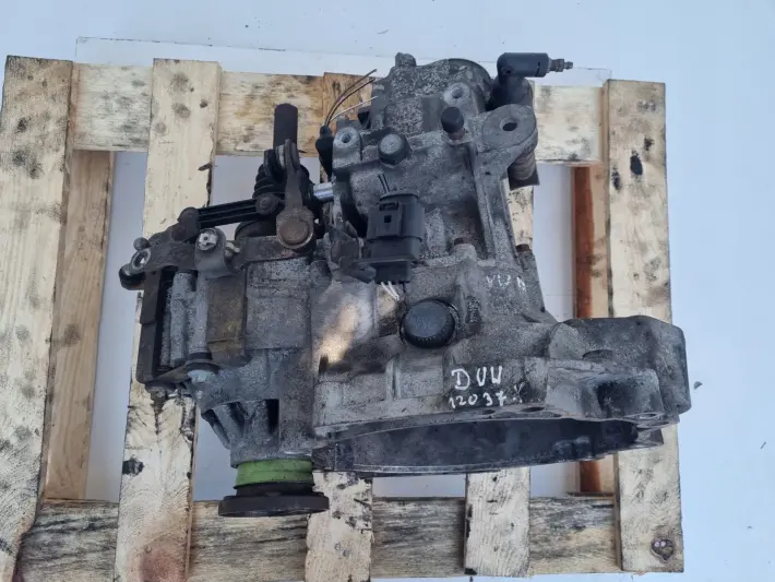 VW Bora 1.6 16V SKRZYNIA BIEGÓW DUW manualna MANUAL
