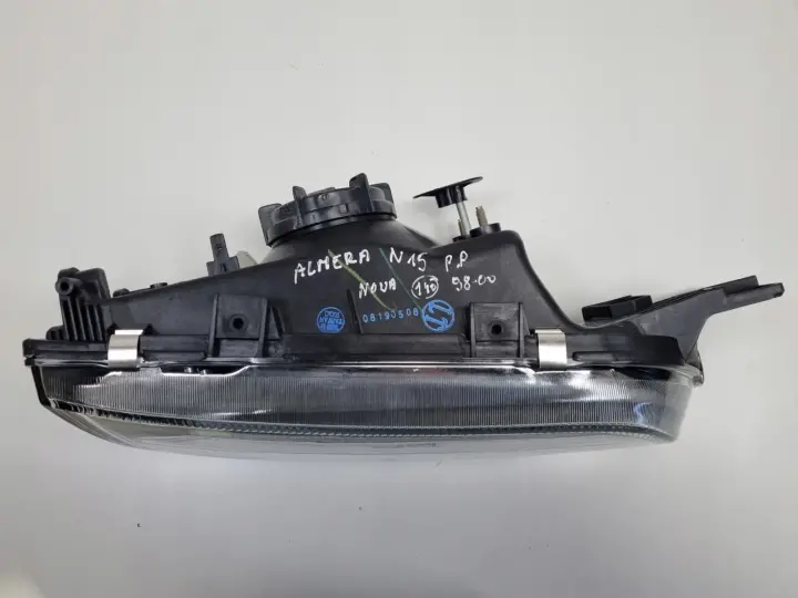 Nissan Almera N15 LIFT PRZEDNIA LAMPA PRAWA PRAWY PRZÓD nowa euro 215-1178