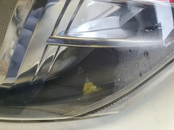Renault Megane III Coupe 08-16r TYLNA LAMPA PRAWA prawy tył kierowcy valeo